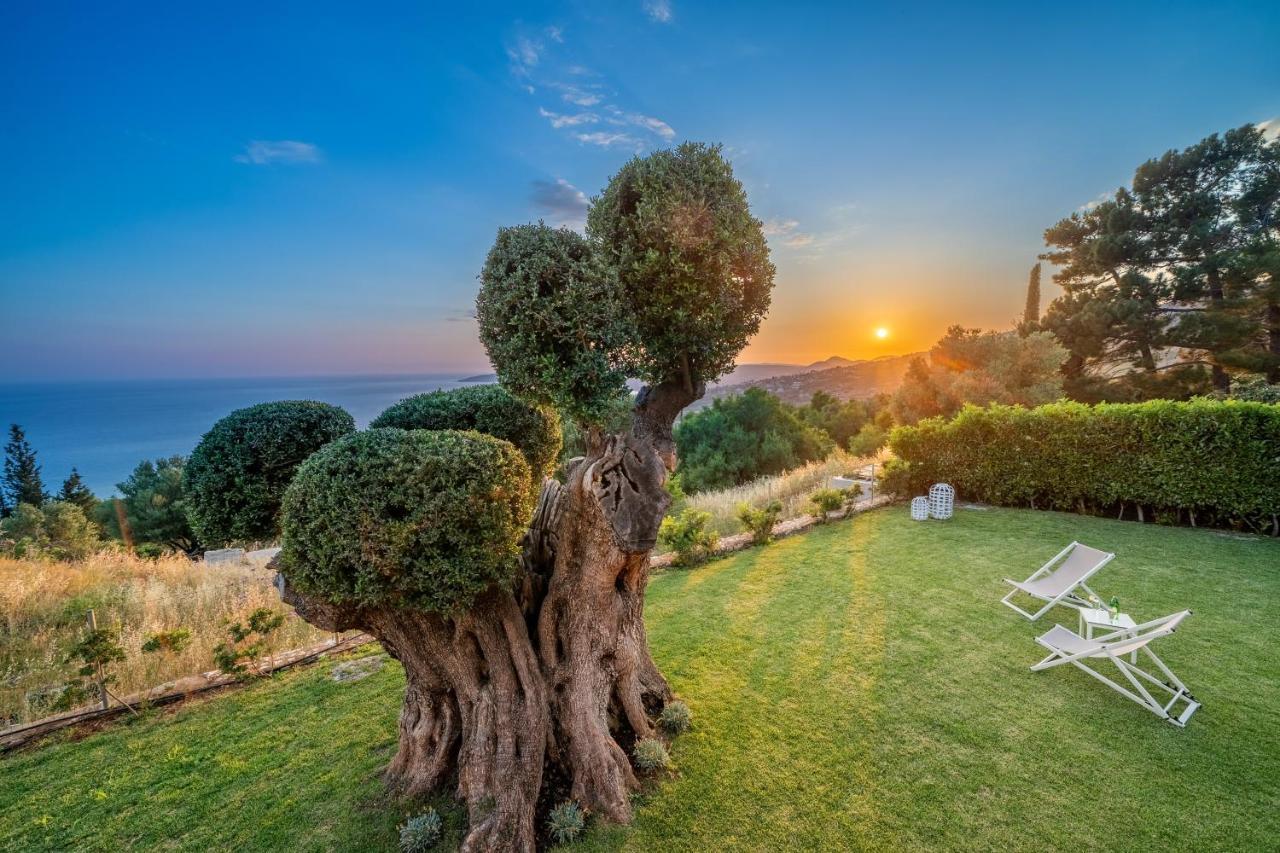 Lourdas Bay View Simotata Exterior foto