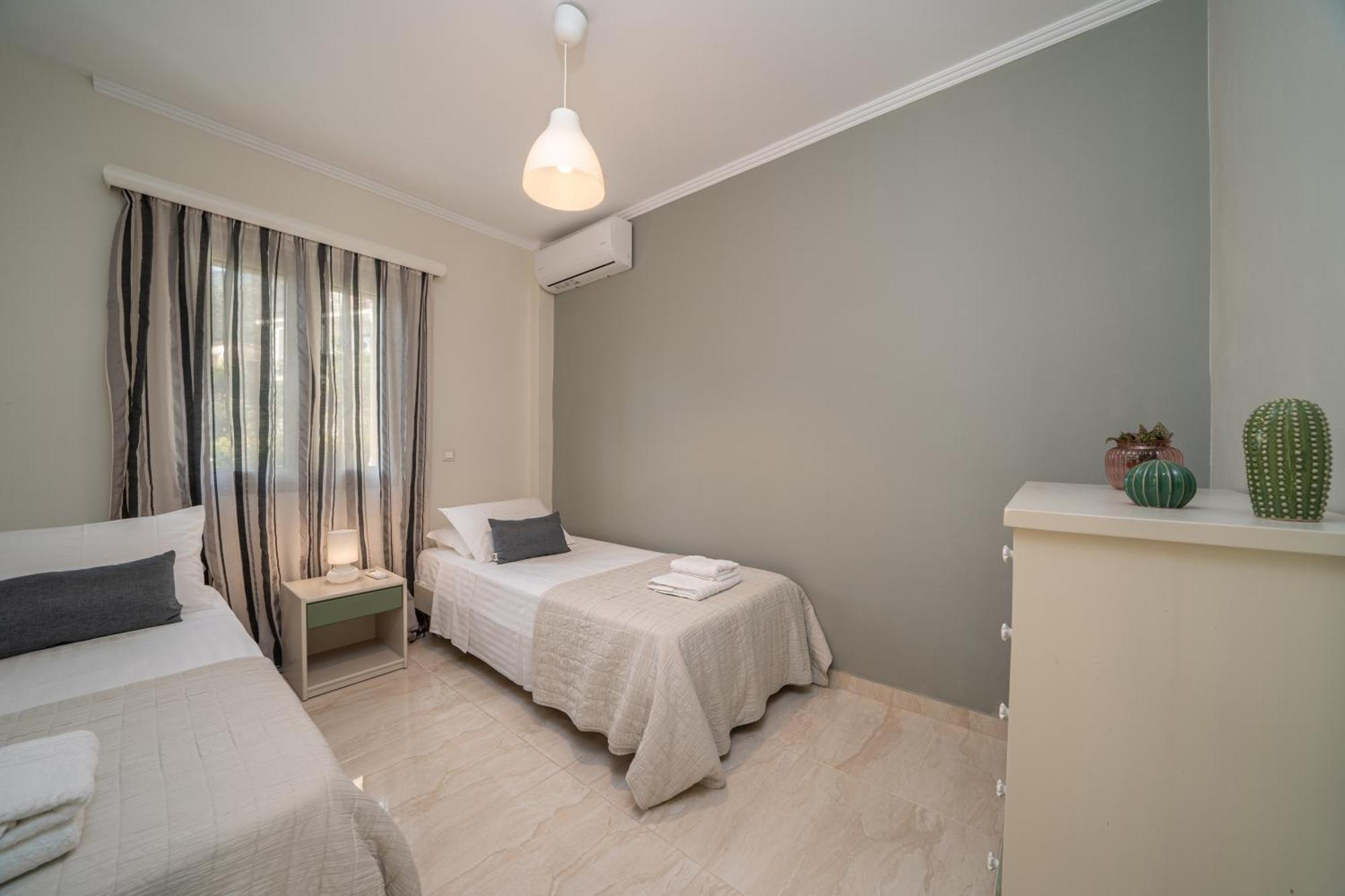 Lourdas Bay View Simotata Exterior foto