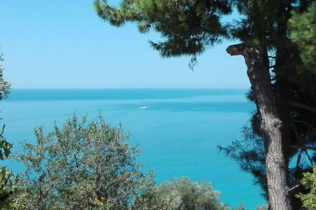 Lourdas Bay View Simotata Exterior foto